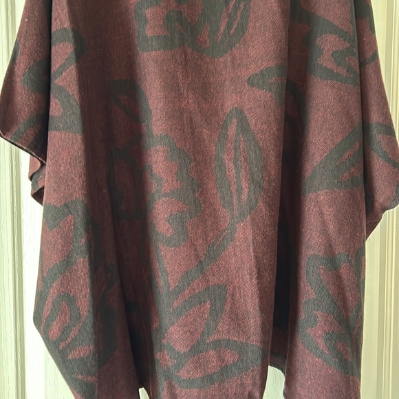 Cleobella Sevigny Capelet Shawl Poncho Throw Cape Wrap One Size. New w out tags. - Picture 7 of 7